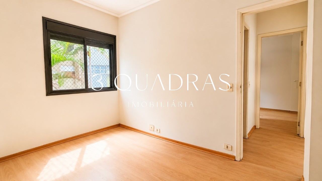 Amplo Apartamento de 128m² com 3 Quartos (1 Suíte) e 2 Vagas na Vila Nova Conceição - Imagem 16