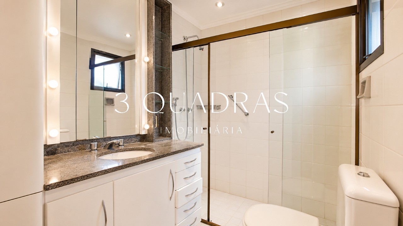 Amplo Apartamento de 128m² com 3 Quartos (1 Suíte) e 2 Vagas na Vila Nova Conceição - Imagem 20